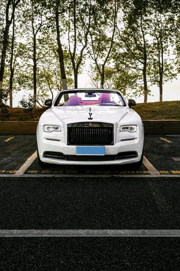 2018 Rolls-Royce Dawn 6.6T 571HP V12 8AT,autocango,china used car exporter,china ev exporter,chinese used car exporter,chinese used ev exporter