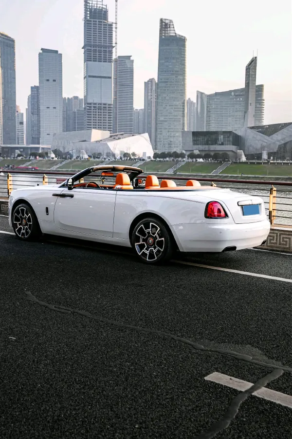 2018 Rolls-Royce Dawn 6.6T 571HP V12 8AT,autocango,china used car exporter,china ev exporter,chinese used car exporter,chinese used ev exporter