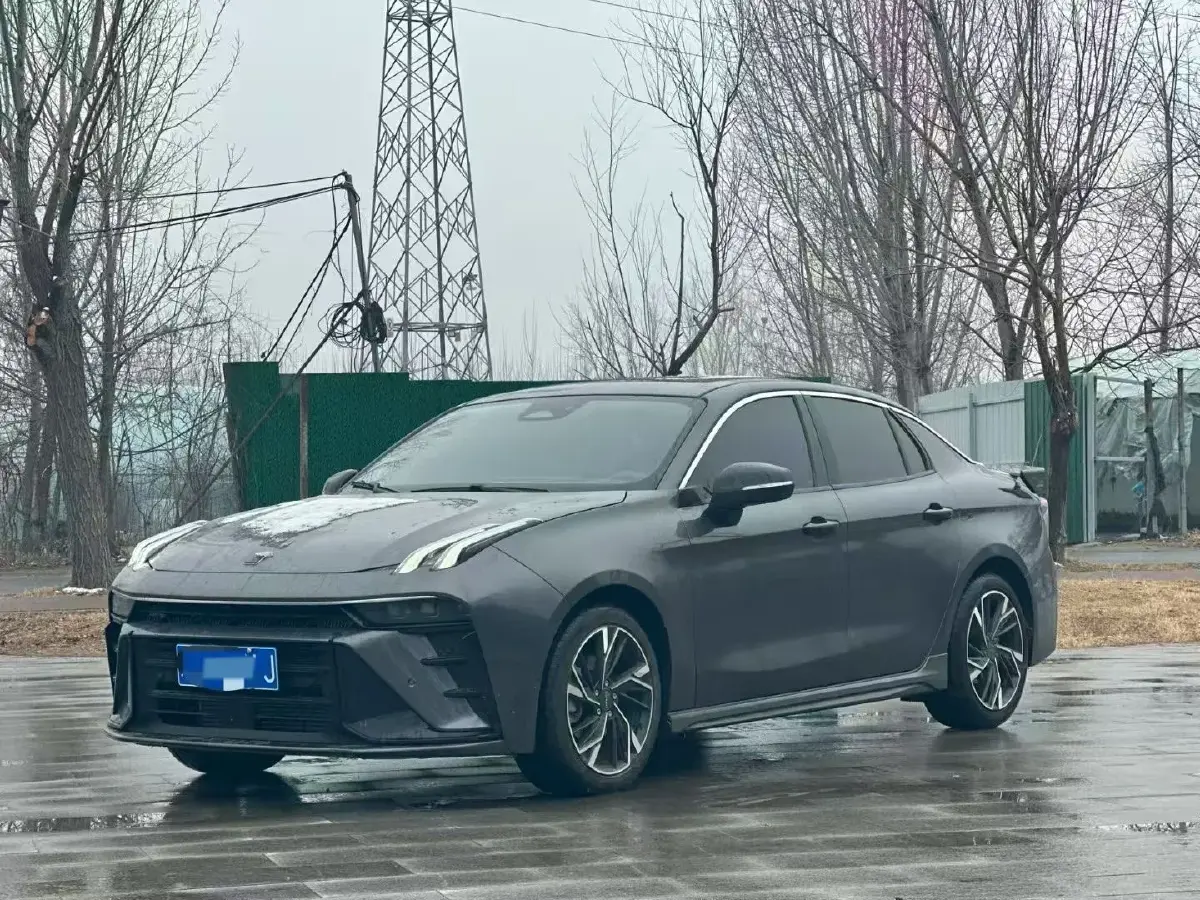 2025 LYNK&CO 03 1.5T 181HP L4 7DCT