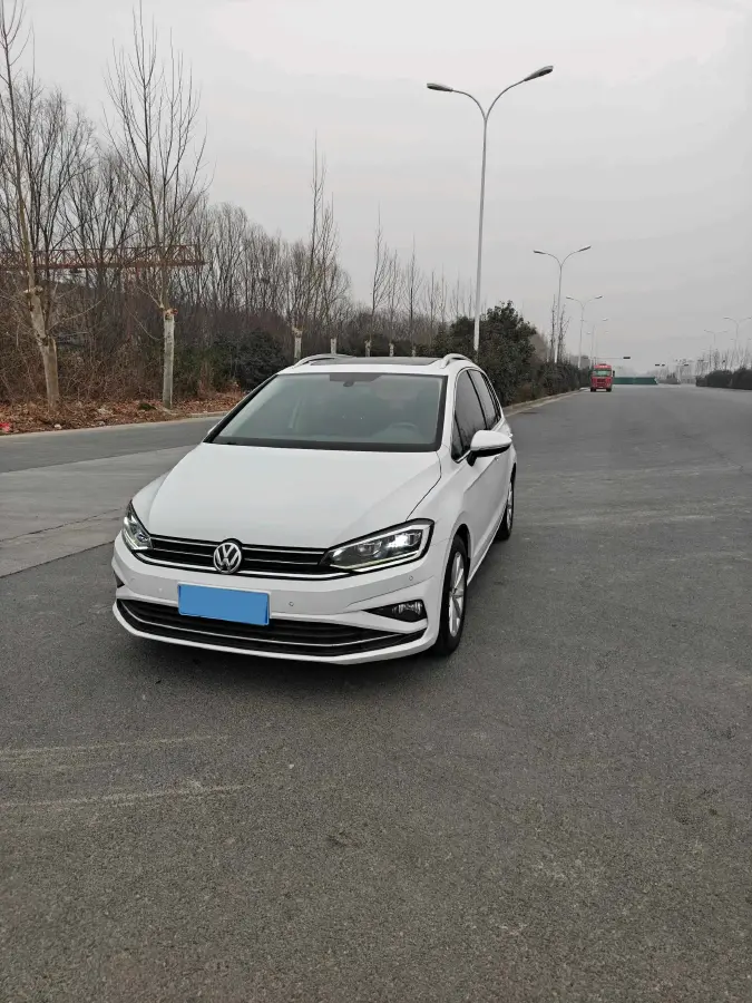 2020 Volkswagen Golf Sportsvan 1.4T 150HP L4 7DCT