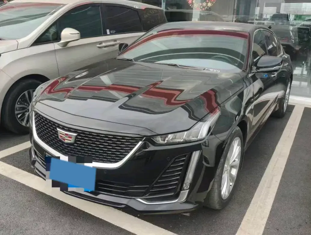 2023 Cadillac CT5 2.0T 237HP L4 10AT