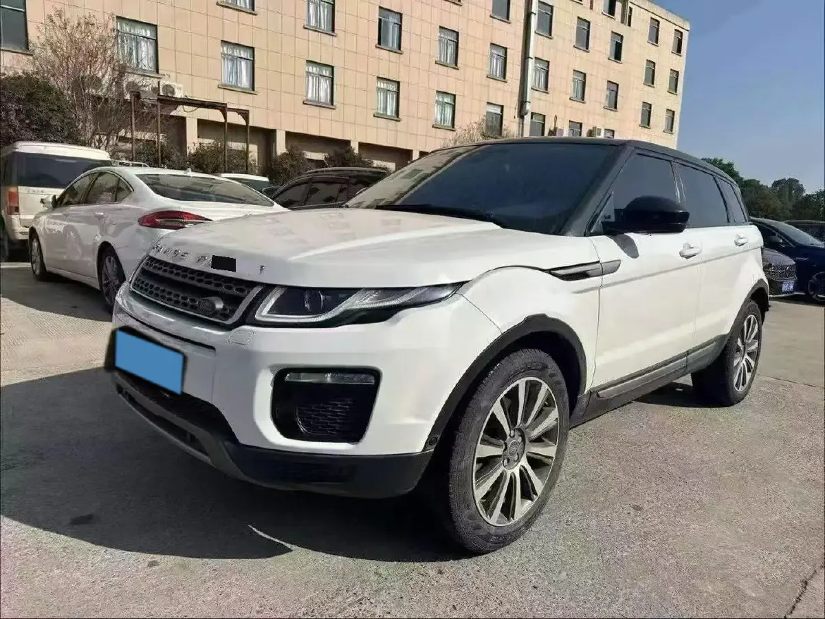 2018 Land Rover Range Rover Evoque 2.0T 241HP L4 9AT