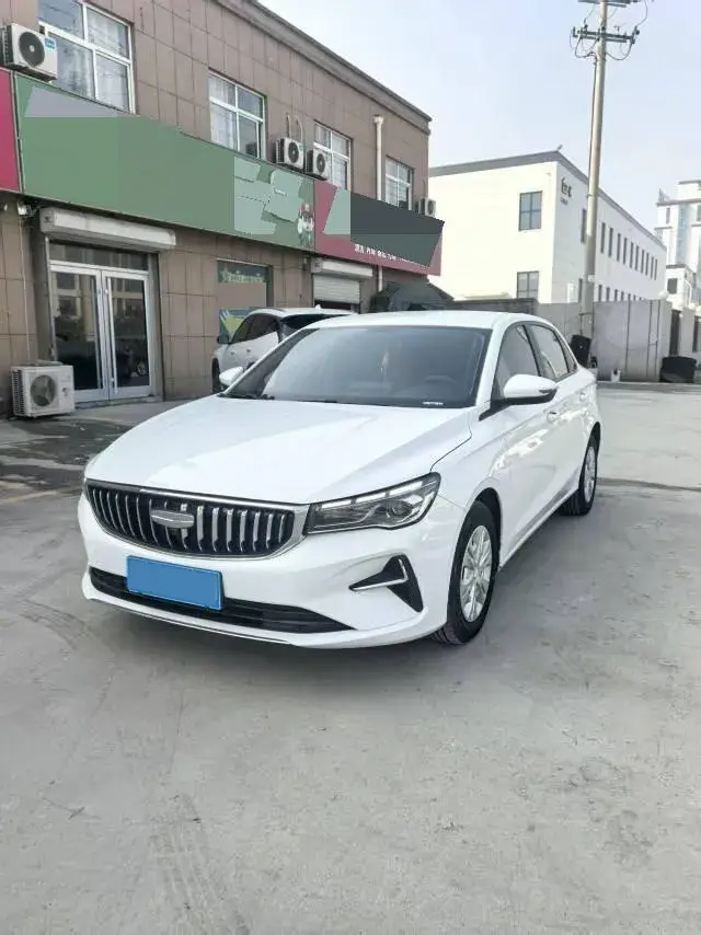 2025 Geely Emgrand 1.5L 127HP L4 5MT