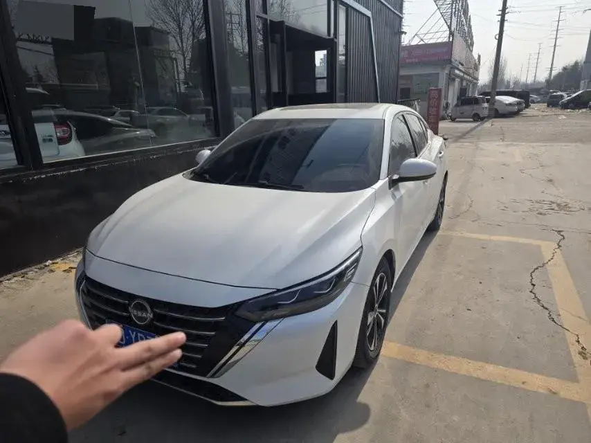 2023 Nissan Sylphy 1.6L 135HP L4 CVT