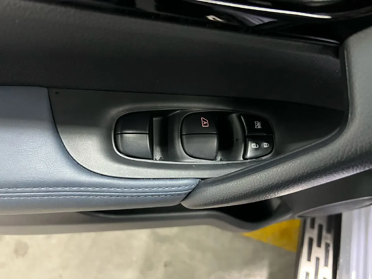 2025 Nissan Qashqai 2.0L 151HP L4 CVT,autocango,china used car exporter,china ev exporter,chinese used car exporter,chinese used ev exporter