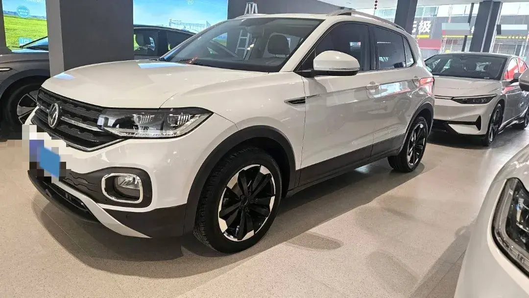 2023 Volkswagen Tacqua 1.2T 116HP L4 7DCT