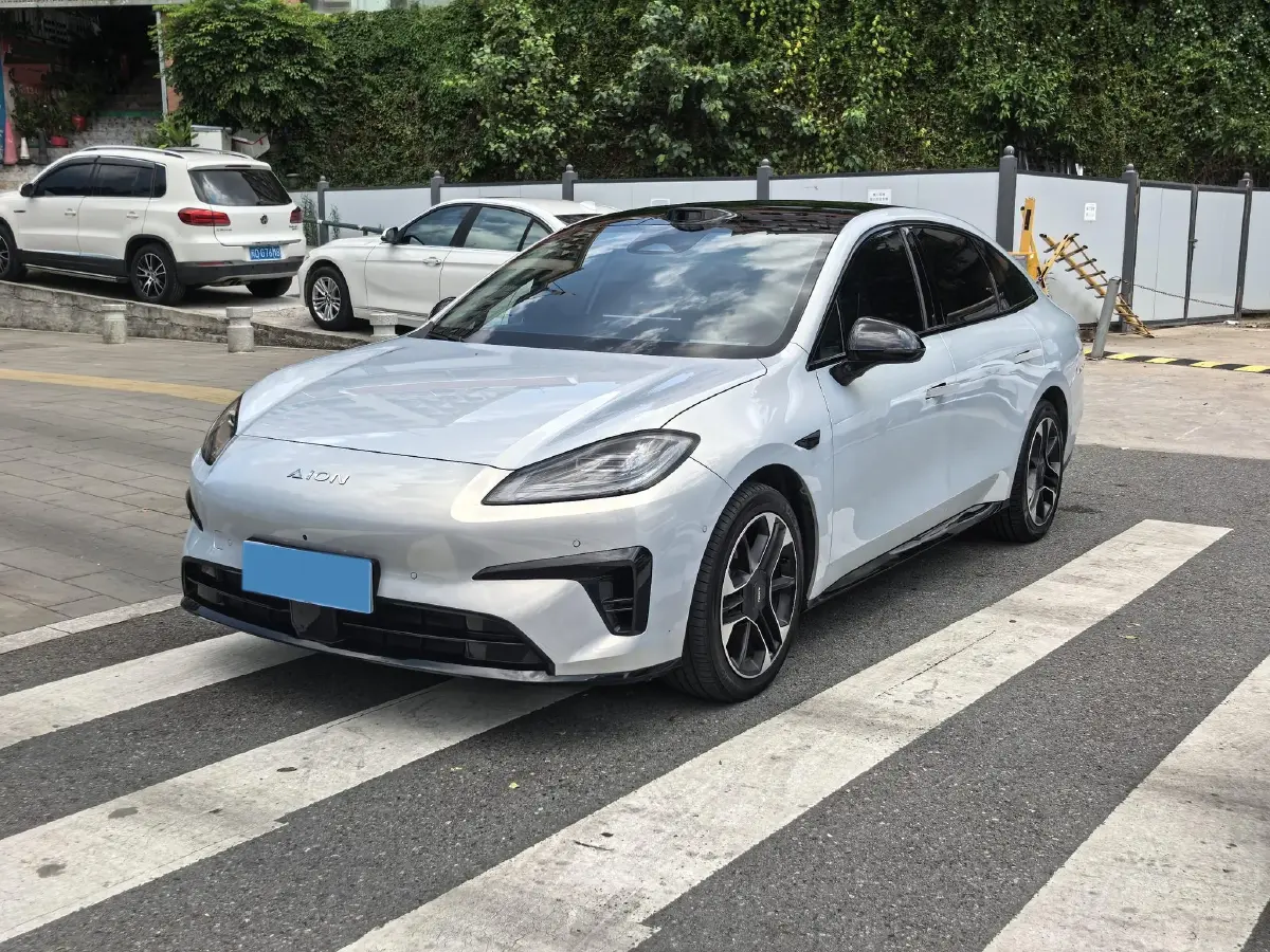2025 Aion AION RT BEV 68.1KWH