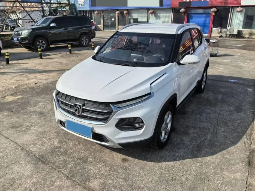 2017 BaoJun 310W 1.5L 105HP L4 6MT