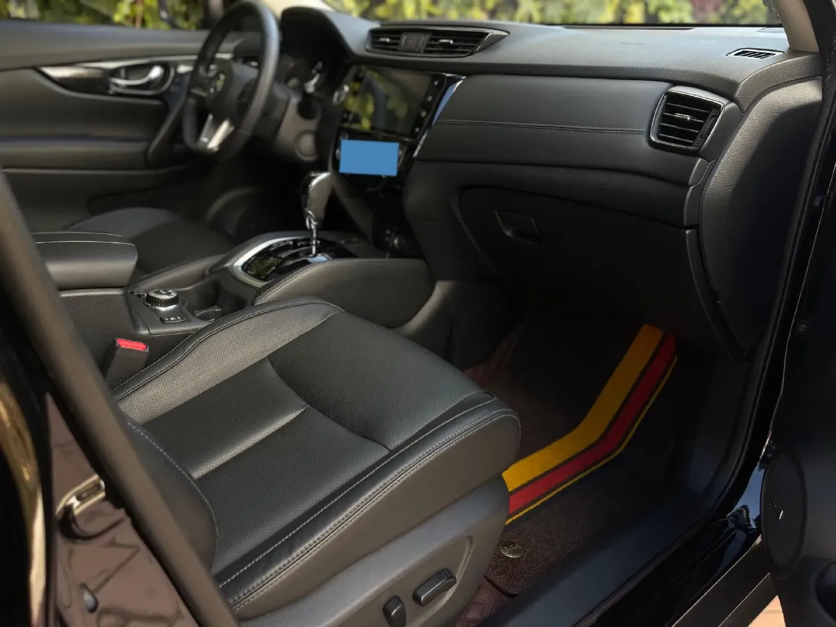 2021 Nissan X-Trail 2.5L 181HP L4 CVT,autocango,china used car exporter,china ev exporter,chinese used car exporter,chinese used ev exporter