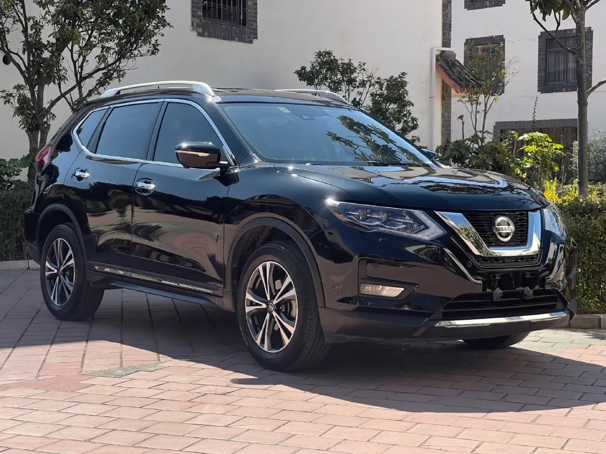 2021 Nissan X-Trail 2.5L 181HP L4 CVT,autocango,china used car exporter,china ev exporter,chinese used car exporter,chinese used ev exporter