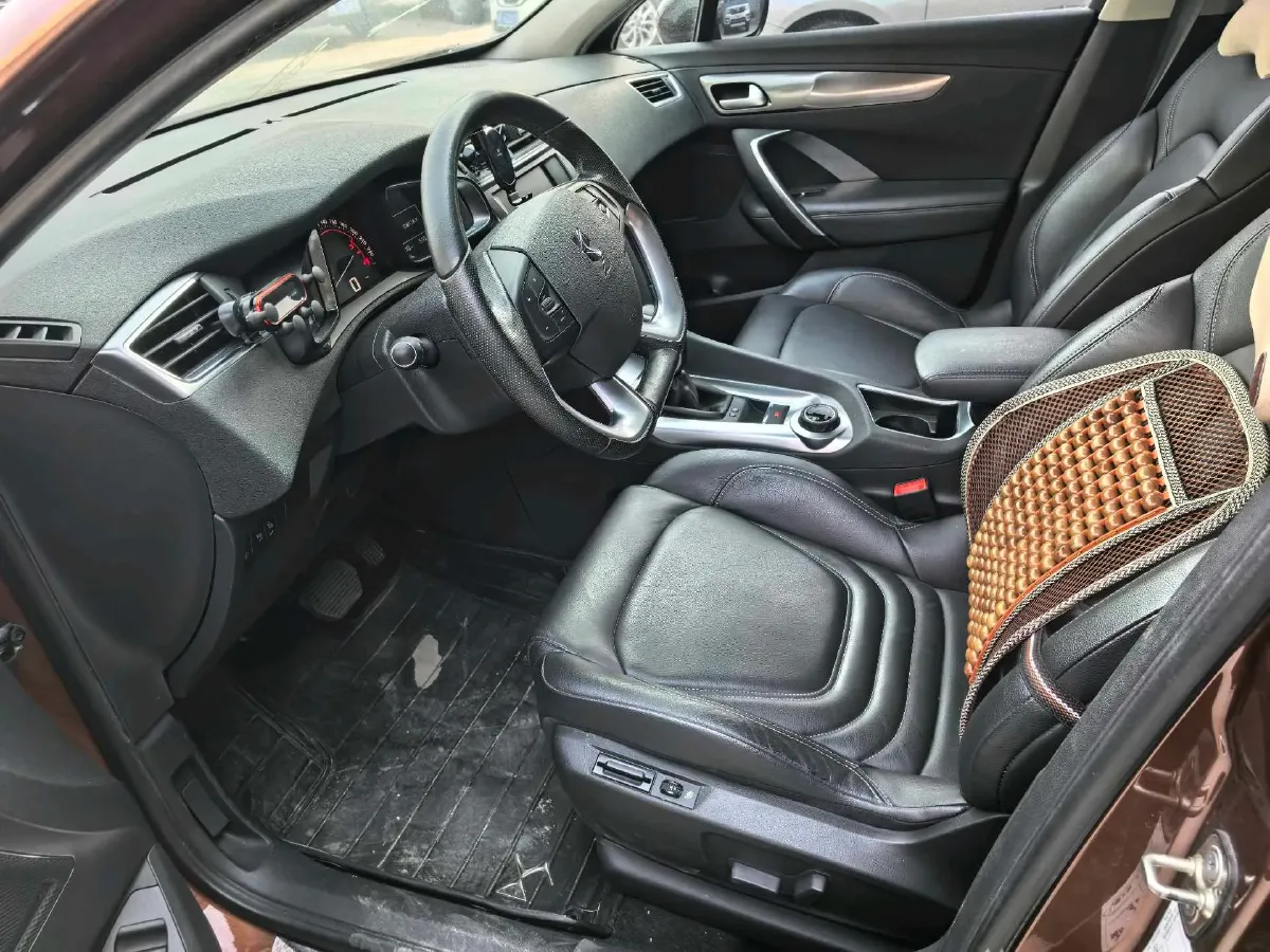 2017 DS 6 1.6T 167HP L4 6AT,autocango,china used car exporter,china ev exporter,chinese used car exporter,chinese used ev exporter