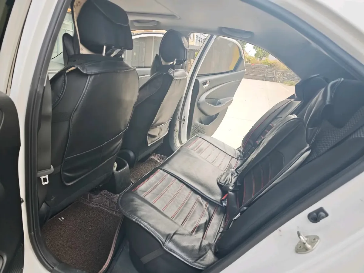 2017 Hyundai Reina 1.4L 95HP L4 4AT,autocango,china used car exporter,china ev exporter,chinese used car exporter,chinese used ev exporter