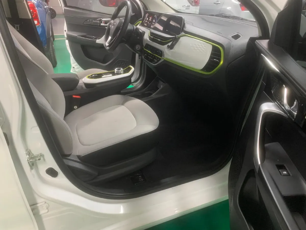 2022 ChangAn BenBen E-Star BEV 31.95KWH,autocango,china used car exporter,china ev exporter,chinese used car exporter,chinese used ev exporter