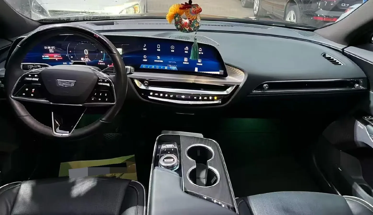 2022 Cadillac IQ Lyriq BEV 95.7KWH,autocango,china used car exporter,china ev exporter,chinese used car exporter,chinese used ev exporter