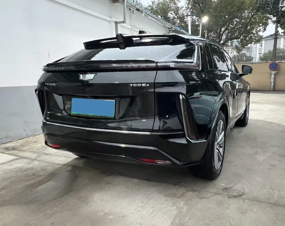 2022 Cadillac IQ Lyriq BEV 95.7KWH,autocango,china used car exporter,china ev exporter,chinese used car exporter,chinese used ev exporter