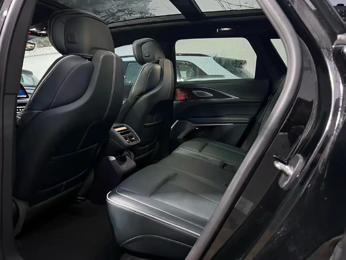 2022 Cadillac IQ Lyriq BEV 95.7KWH,autocango,china used car exporter,china ev exporter,chinese used car exporter,chinese used ev exporter