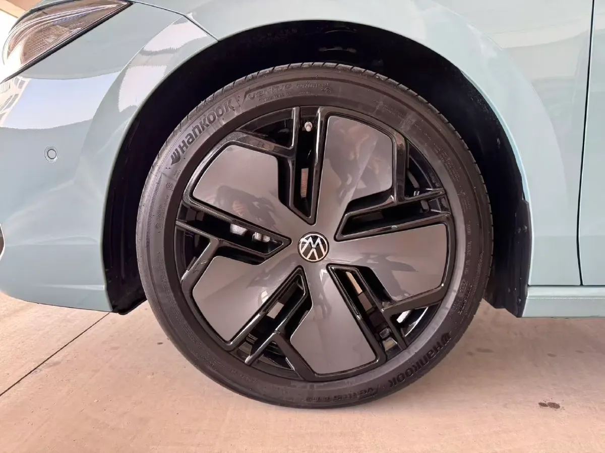 2025 Volkswagen Passat 2.0T 220HP L4 7DCT,autocango,china used car exporter,china ev exporter,chinese used car exporter,chinese used ev exporter