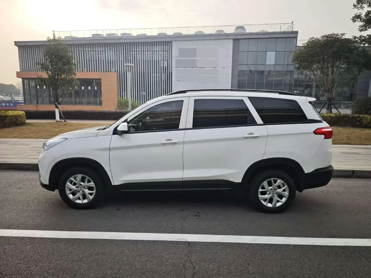 2019 JinBei JinDian 2.2L 116HP L4 5MT,autocango,china used car exporter,china ev exporter,chinese used car exporter,chinese used ev exporter