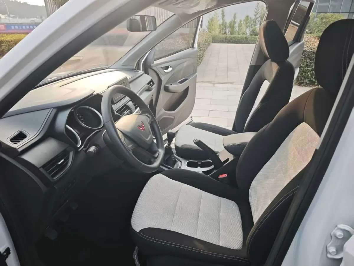 2019 JinBei JinDian 2.2L 116HP L4 5MT,autocango,china used car exporter,china ev exporter,chinese used car exporter,chinese used ev exporter