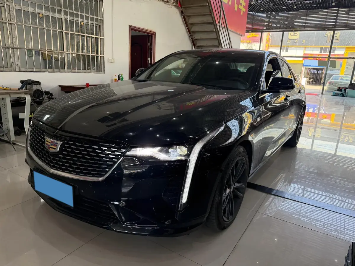 2023 Cadillac CT4 2.0T 237HP L4 8AT