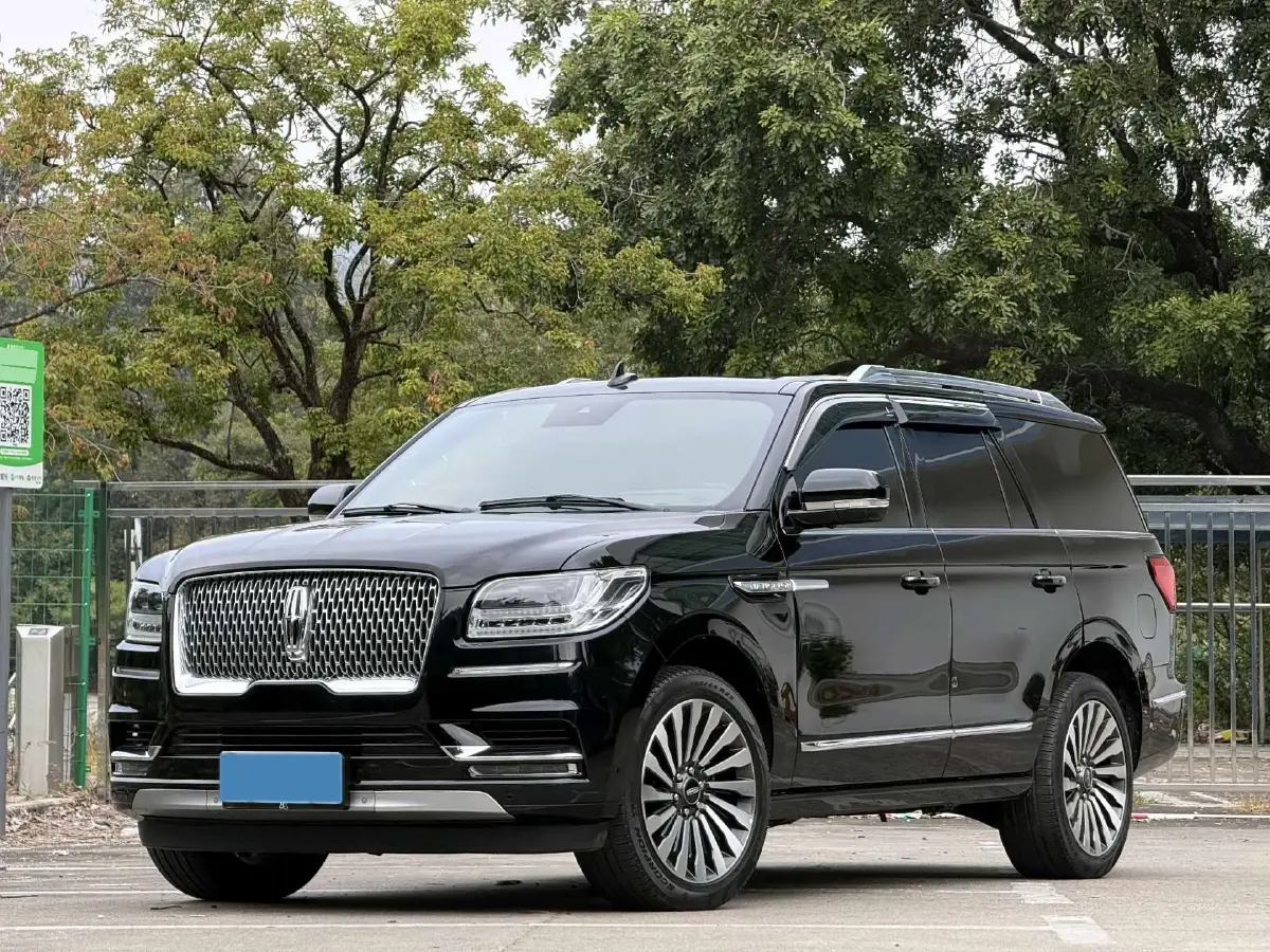 2020 Lincoln Navigator 3.5T 388HP V6 10AT