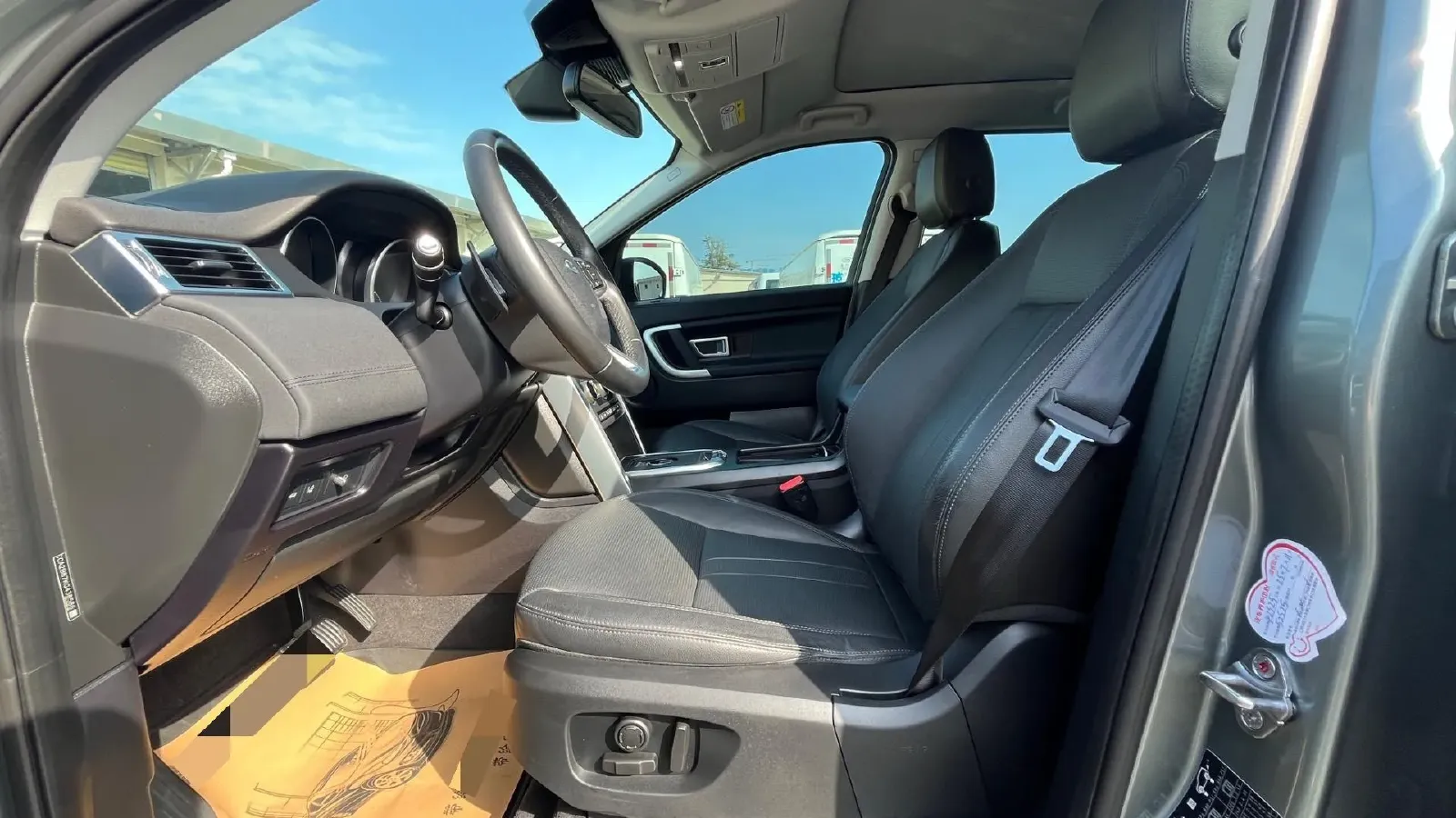 2019 Land Rover Discovery Sport 2.0T 241HP L4 9AT,autocango,china used car exporter,china ev exporter,chinese used car exporter,chinese used ev exporter