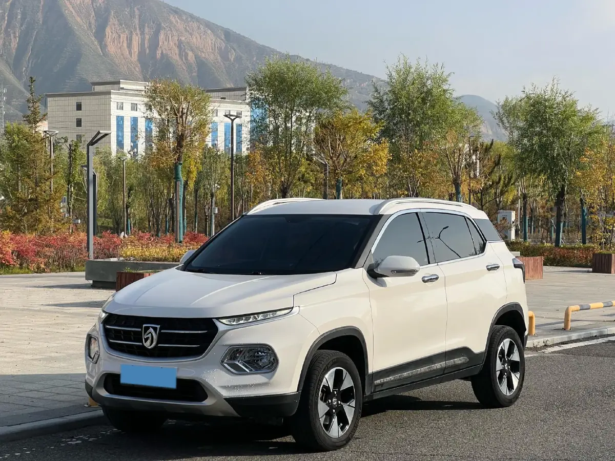 2021 BaoJun 510 1.5L 99HP L4 CVT