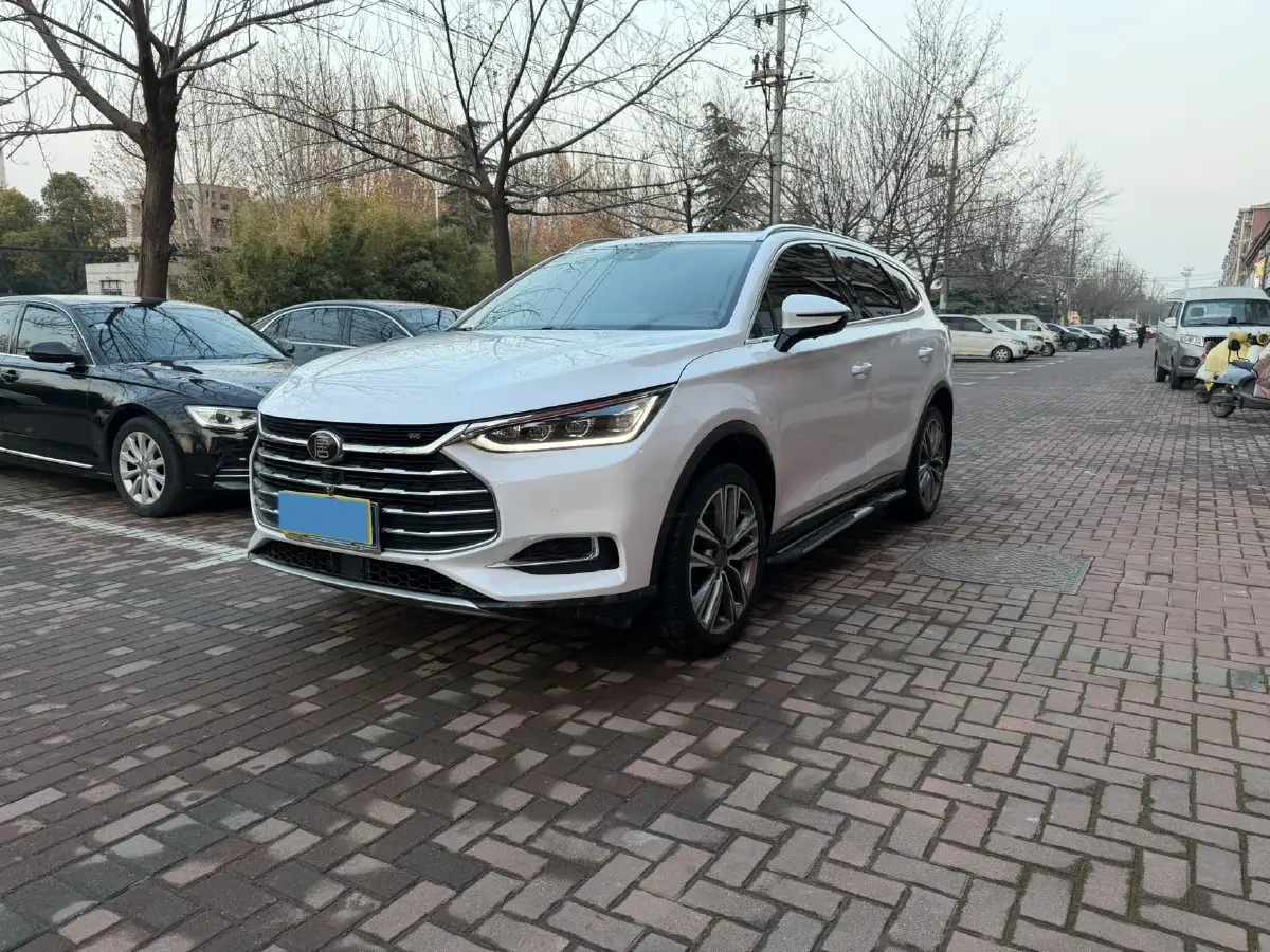 2019 BYD Tang 2.0T 205HP L4 6AT