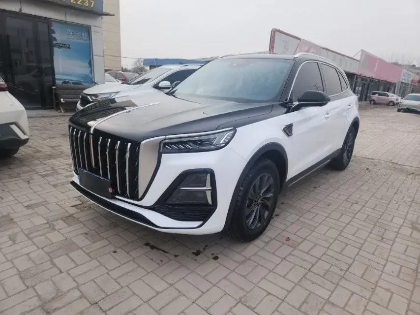 2025 HongQi HS5 2.0T 252HP L4 8AT