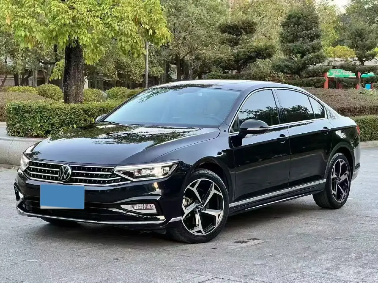 2023 Volkswagen Magotan 2.0T 186HP L4 7DCT