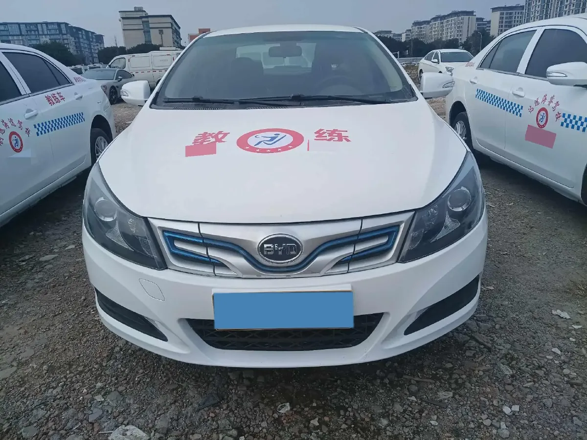 2018 BYD e5 BEV 60.48KWH,autocango,china used car exporter,china ev exporter,chinese used car exporter,chinese used ev exporter
