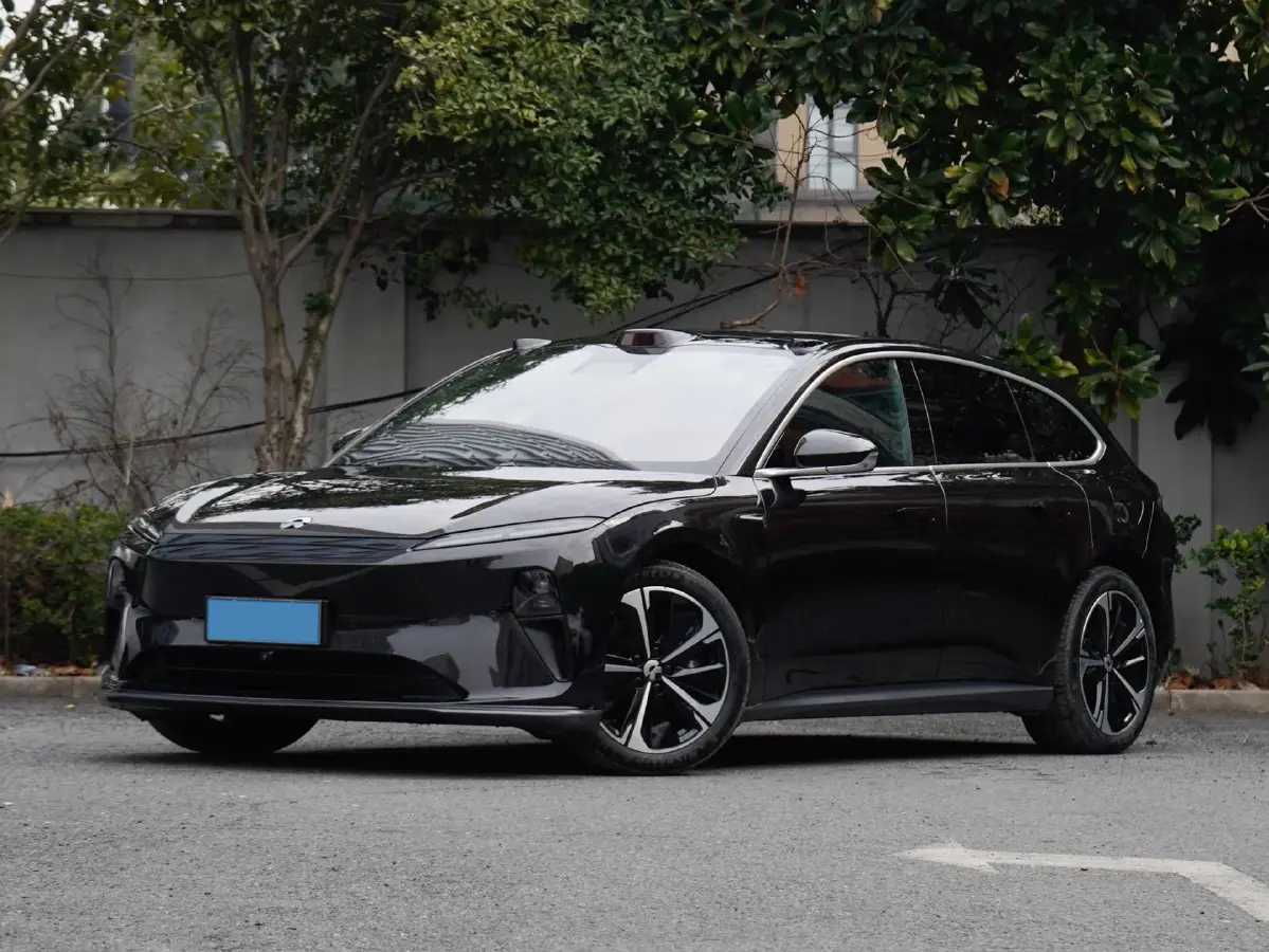 2024 NIO ET5T BEV 75KWH