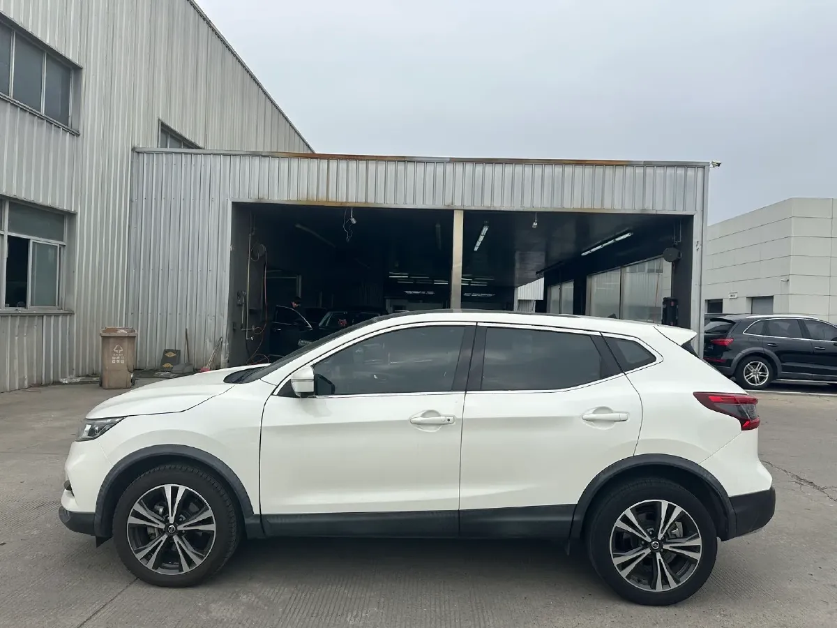 2019 Nissan Qashqai 2.0L 154HP L4 CVT,autocango,china used car exporter,china ev exporter,chinese used car exporter,chinese used ev exporter