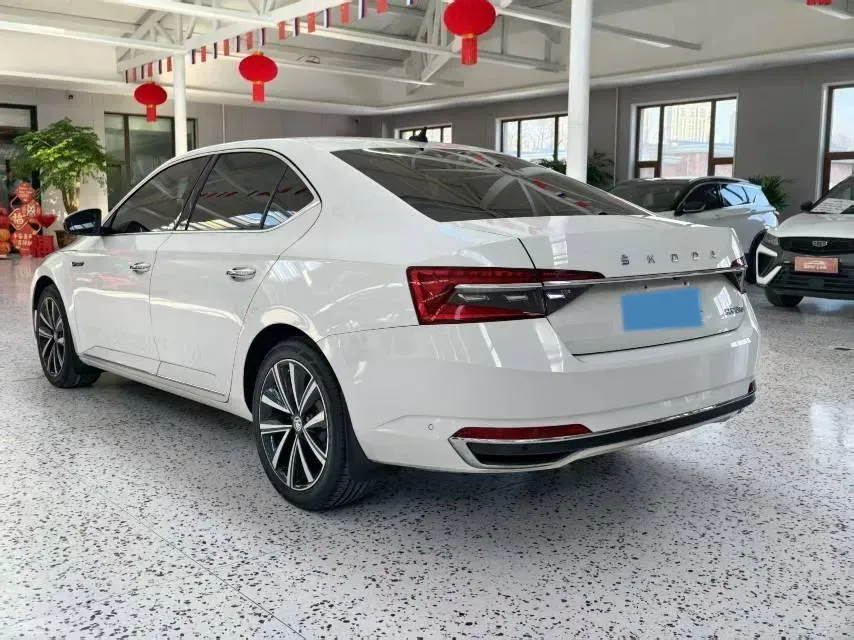 2022 ChangAn Oshan Cosmos 1.5T 178HP L4 7DCT,autocango,china used car exporter,china ev exporter,chinese used car exporter,chinese used ev exporter