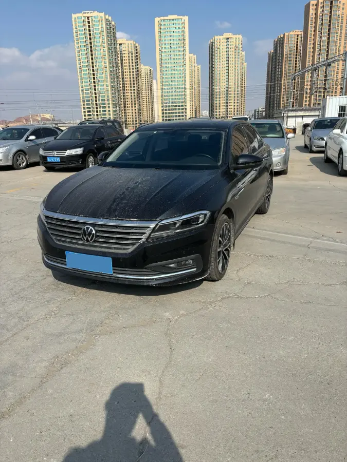 2022 Volkswagen T-Roc 1.4T 150HP L4 7DCT