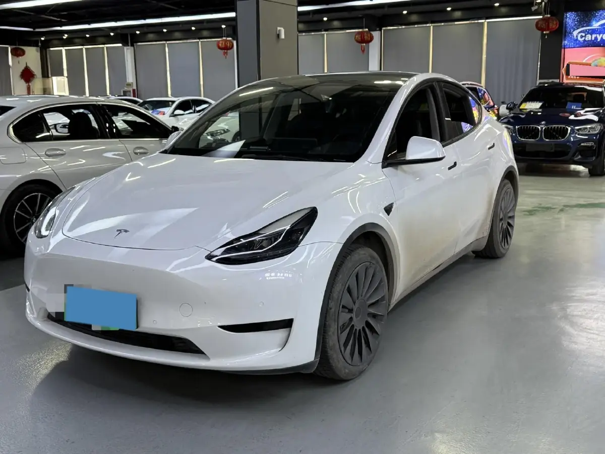 2022 Tesla Model Y BEV 60KWH