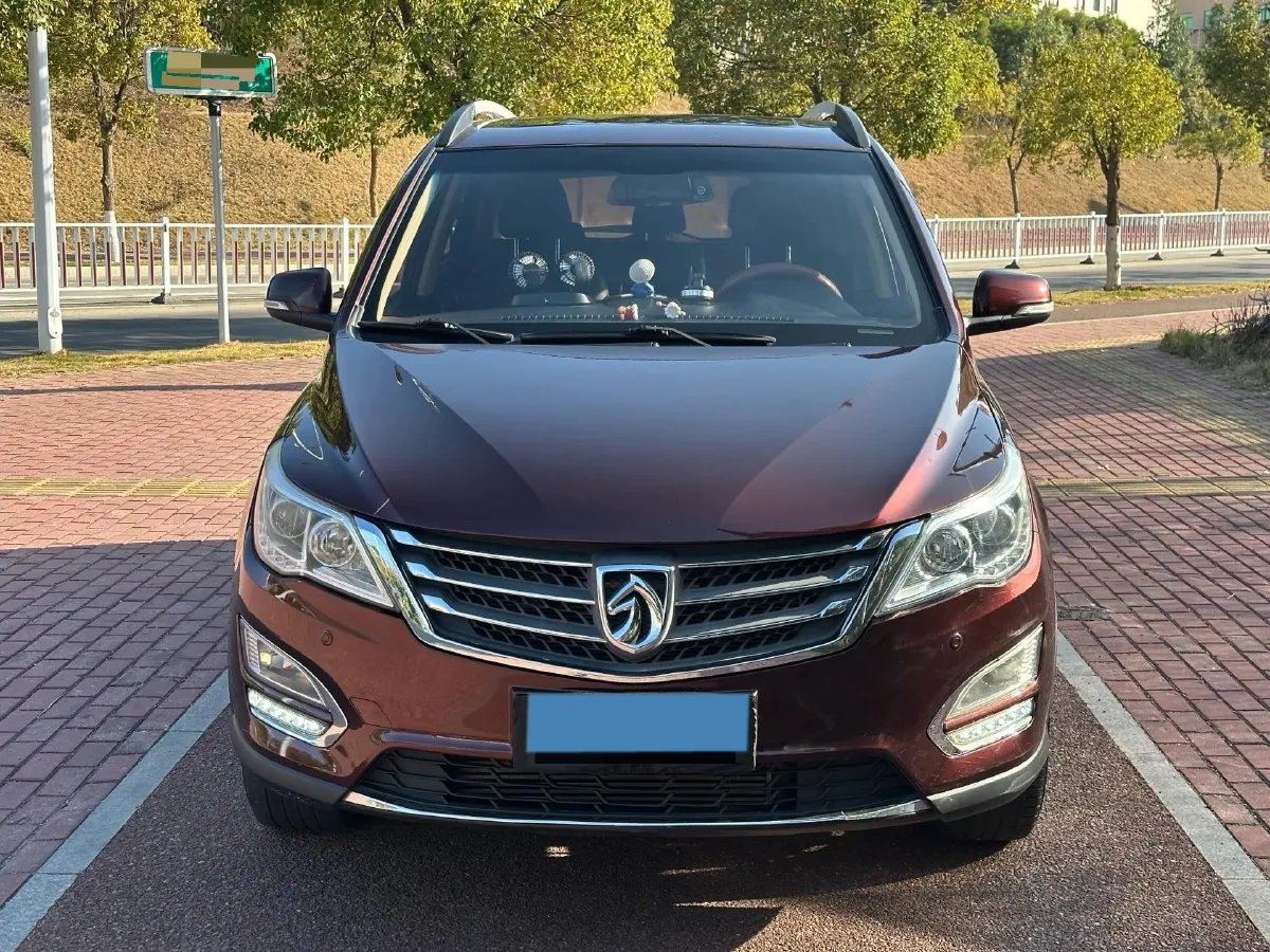 2016 BeiJing Auto Senova X55 1.5T 150HP L4 6MT,autocango,china used car exporter,china ev exporter,chinese used car exporter,chinese used ev exporter