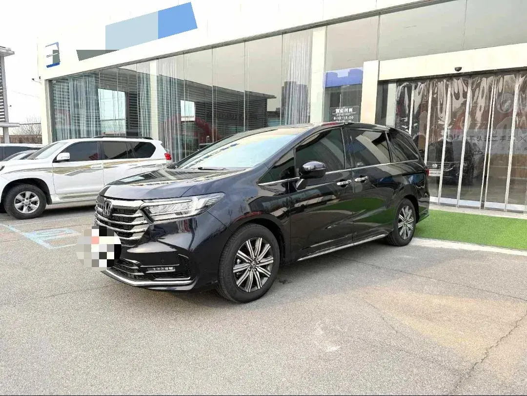 2022 Honda Odyssey 2.0L 146HP L4 E-CVT Hybrid
