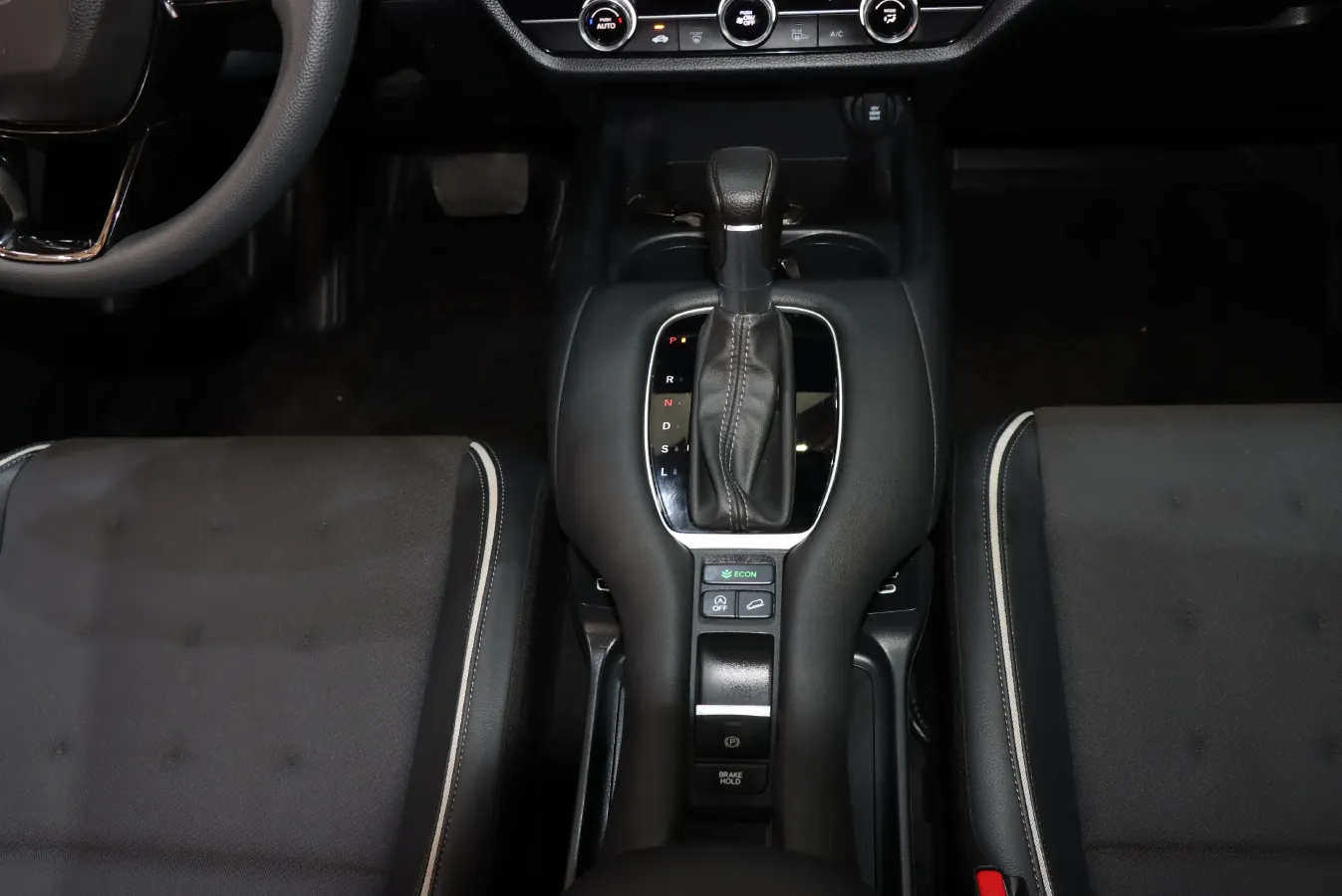 2023 Honda ZR-V 1.5T 182HP L4 CVT,autocango,china used car exporter,china ev exporter,chinese used car exporter,chinese used ev exporter