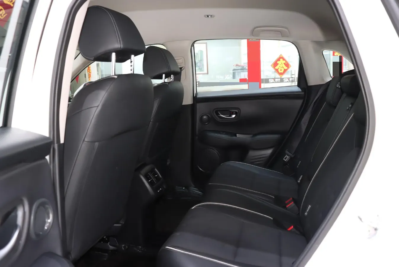 2023 Honda ZR-V 1.5T 182HP L4 CVT,autocango,china used car exporter,china ev exporter,chinese used car exporter,chinese used ev exporter