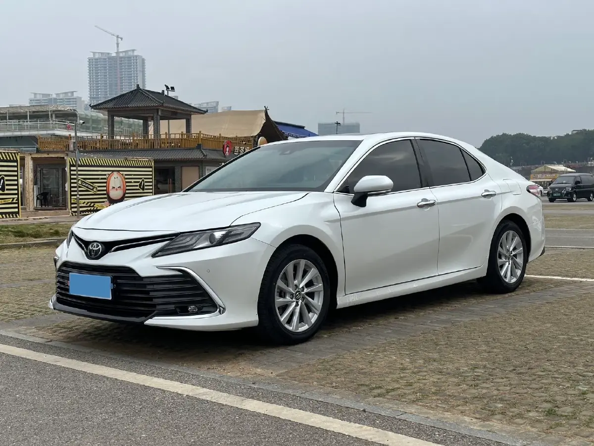 2021 Toyota Camry 2.0L 178HP L4 CVT
