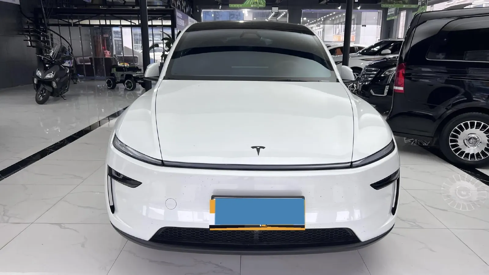 2025 Tesla Model Y L BEV,autocango,china used car exporter,china ev exporter,chinese used car exporter,chinese used ev exporter
