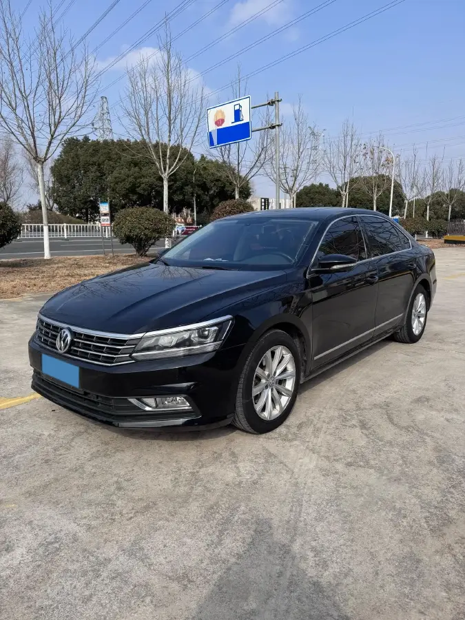 2017 Volkswagen Passat 1.8T 180HP L4 7DCT