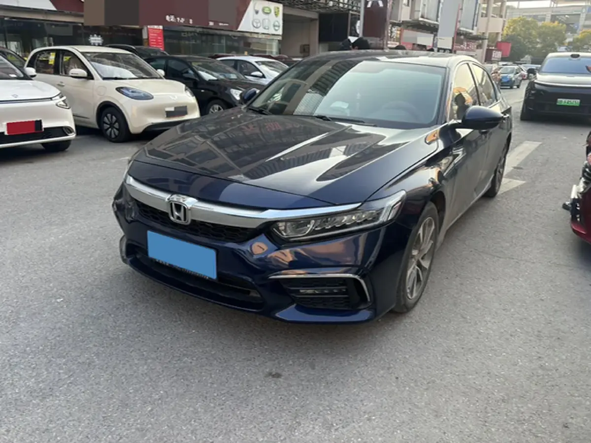 2019 Honda Inspire 1.5T 194HP L4 CVT