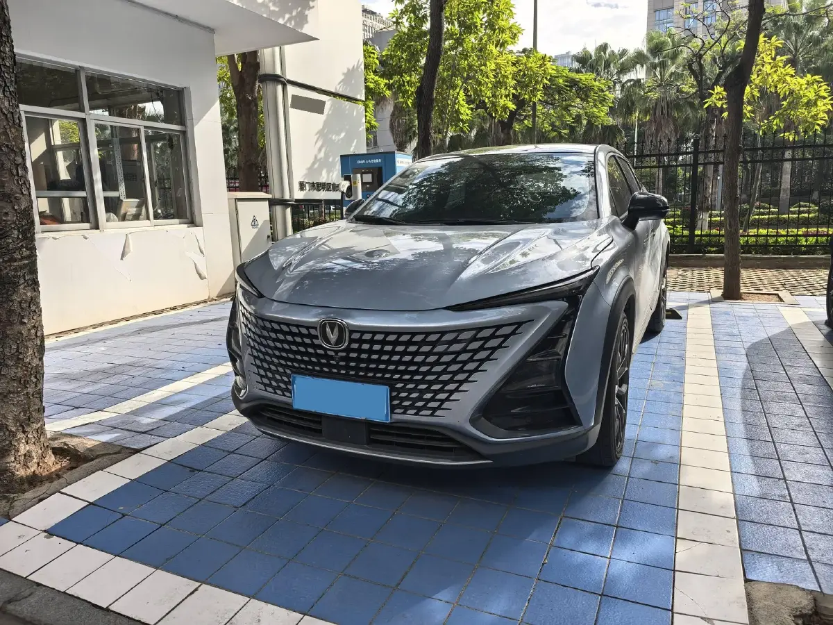 2022 ChangAn UNI-T 1.5T 188HP L4 7DCT