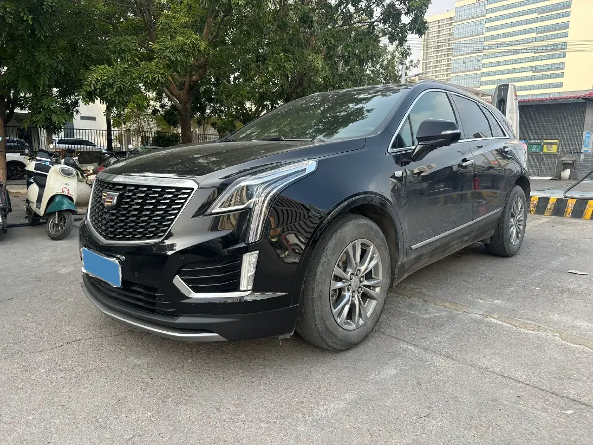 2021 Cadillac XT5 2.0T 237HP L4 9AT