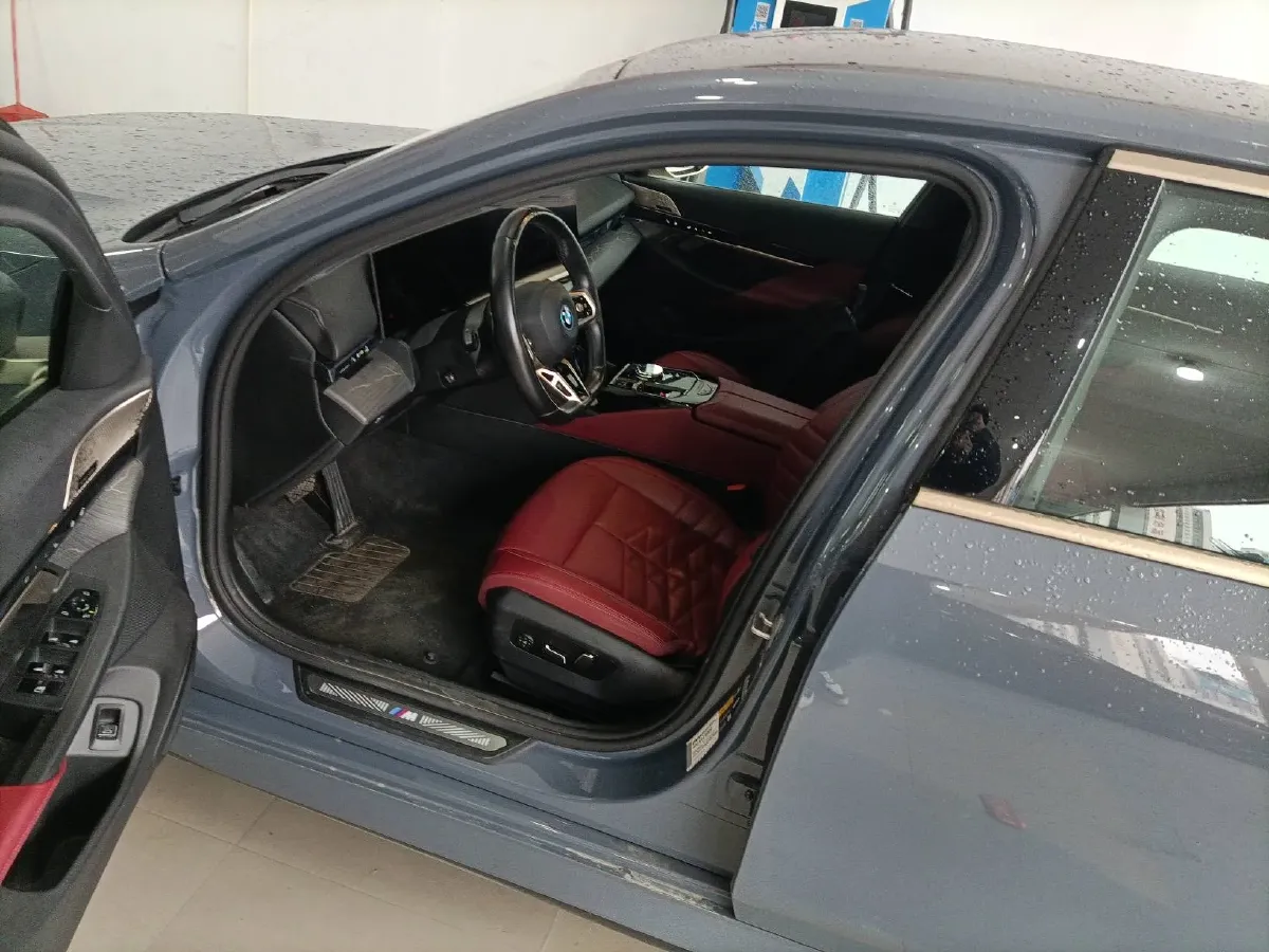 2024 BMW i5 BEV 79.05KWH,autocango,china used car exporter,china ev exporter,chinese used car exporter,chinese used ev exporter