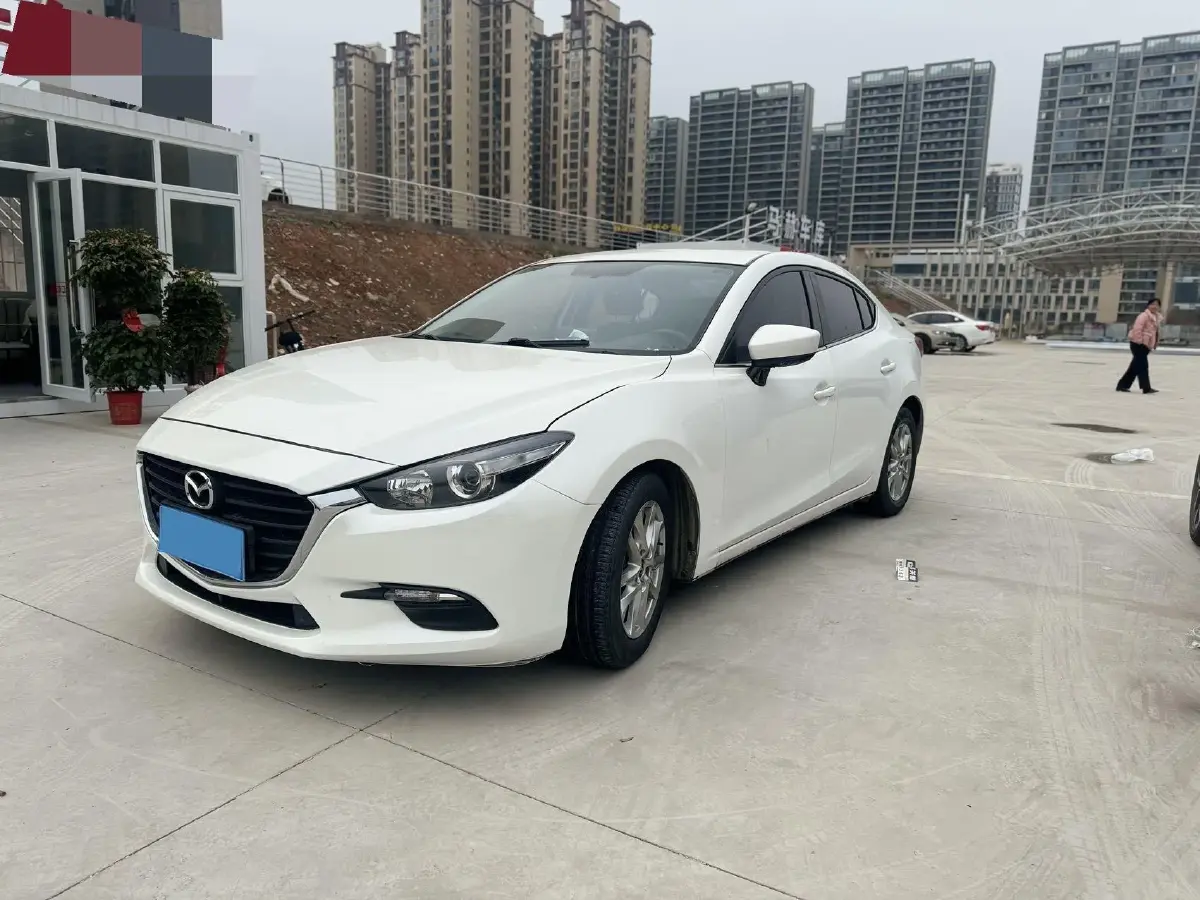 2017 Mazda 3 Axela 1.5L 117HP L4 6AT