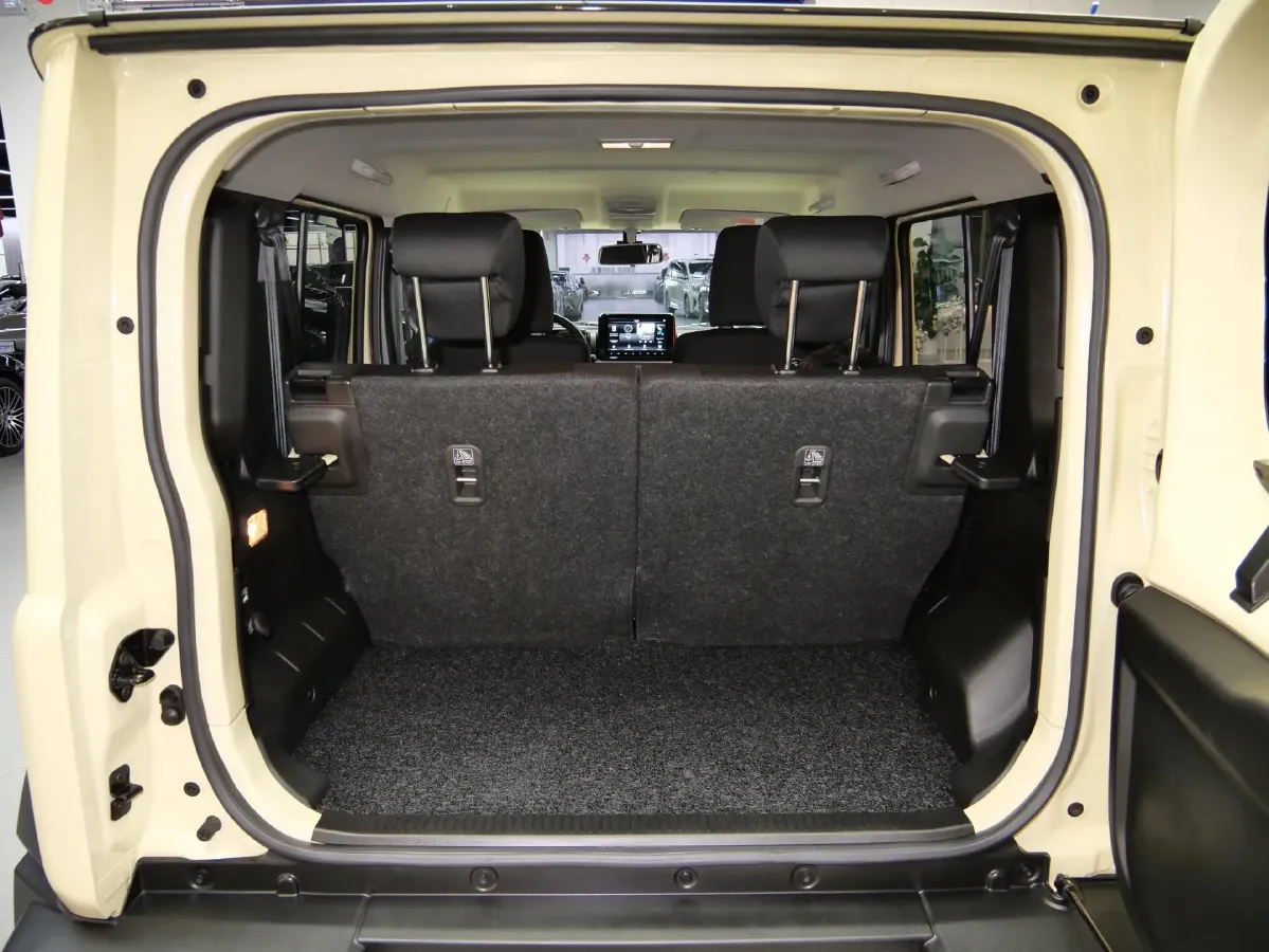 2024 Skyworth HT-i 1.5L 110HP L4 E-CVT PHEV 21.68KWH,autocango,china used car exporter,china ev exporter,chinese used car exporter,chinese used ev exporter