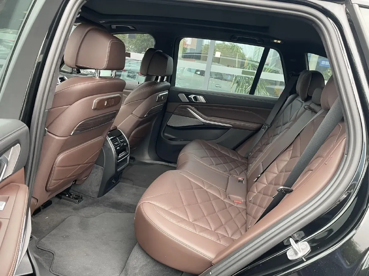 2025 BMW X5 3.0T 381HP L6 8AT,autocango,china used car exporter,china ev exporter,chinese used car exporter,chinese used ev exporter